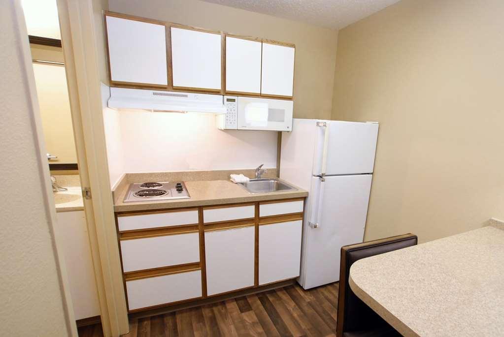 Extended Stay America Suites - Austin - Arboretum - South Номер фото