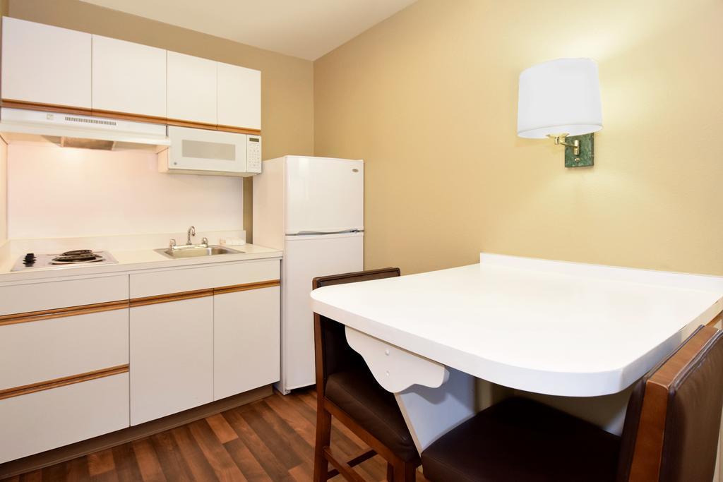 Extended Stay America Suites - Austin - Arboretum - South Екстер'єр фото